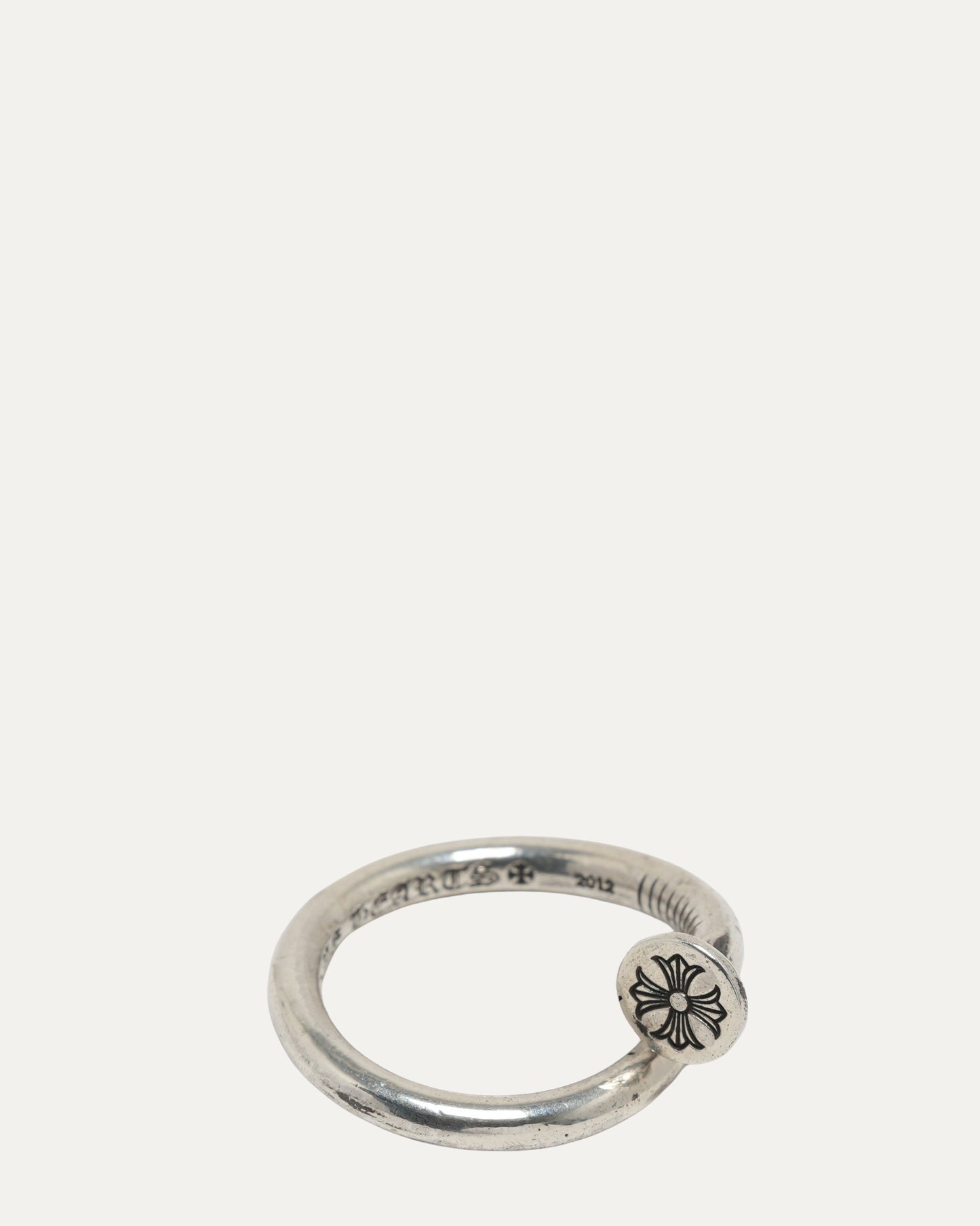 Nail Ring