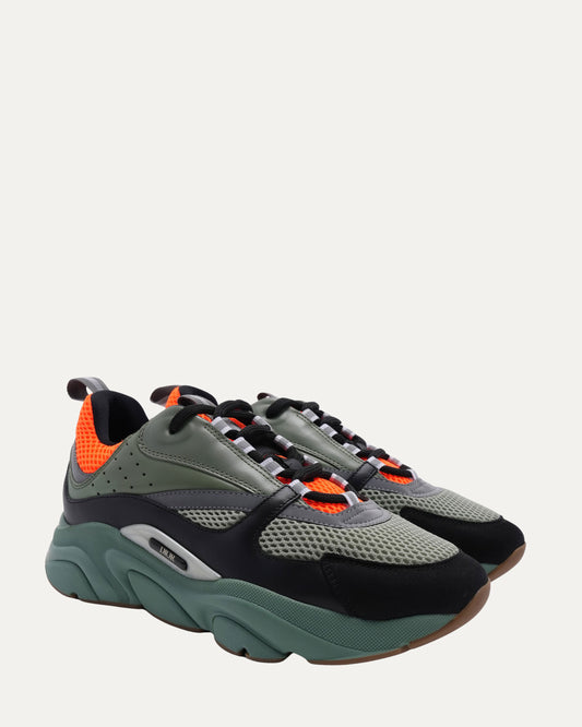 B22 Sneaker