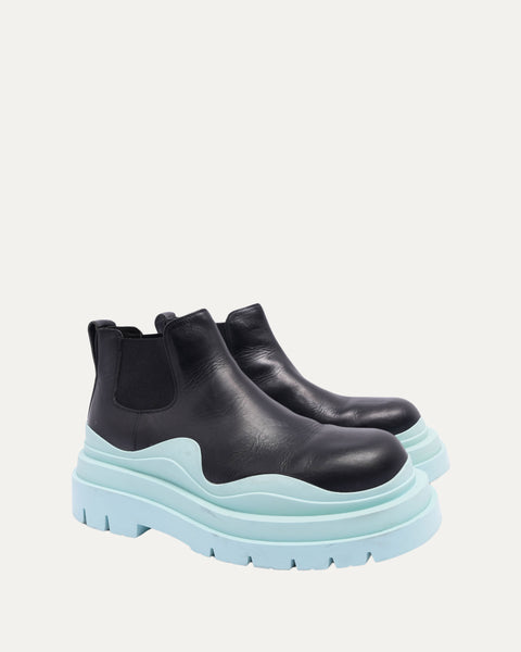 Bottega Veneta Leather Contrast Sole Tire Boots – Justin Reed display picture 2