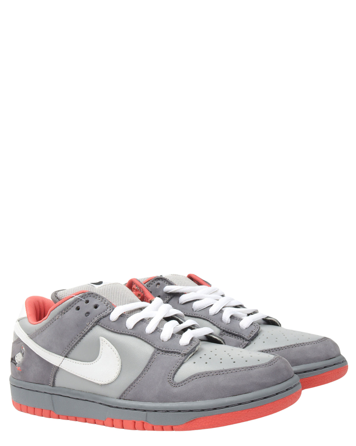 SB Dunk Low 'Pigeon' Friend & Family