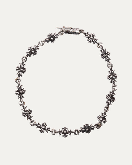 Tiny E Bracelet
