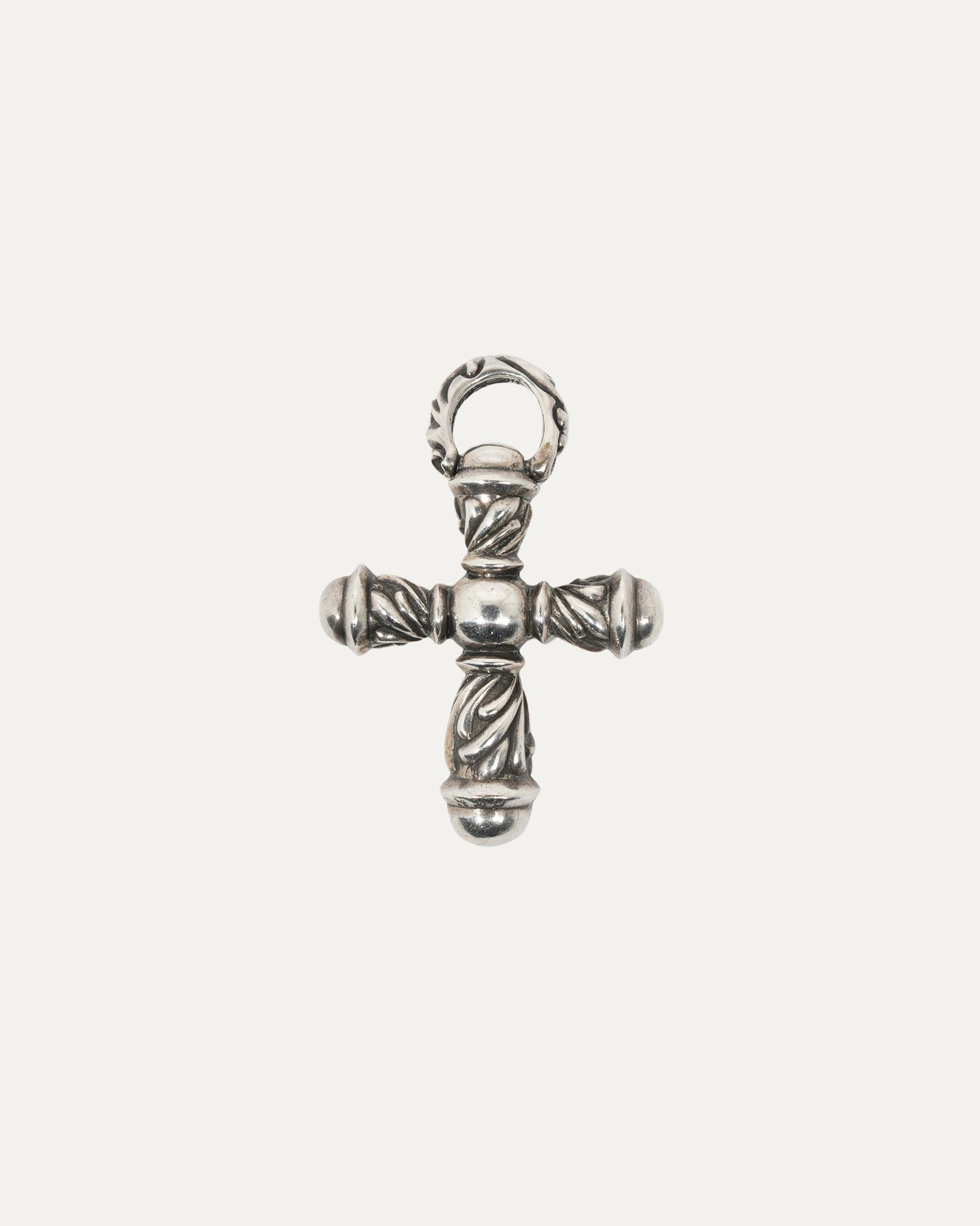 Campana Cross Pendant