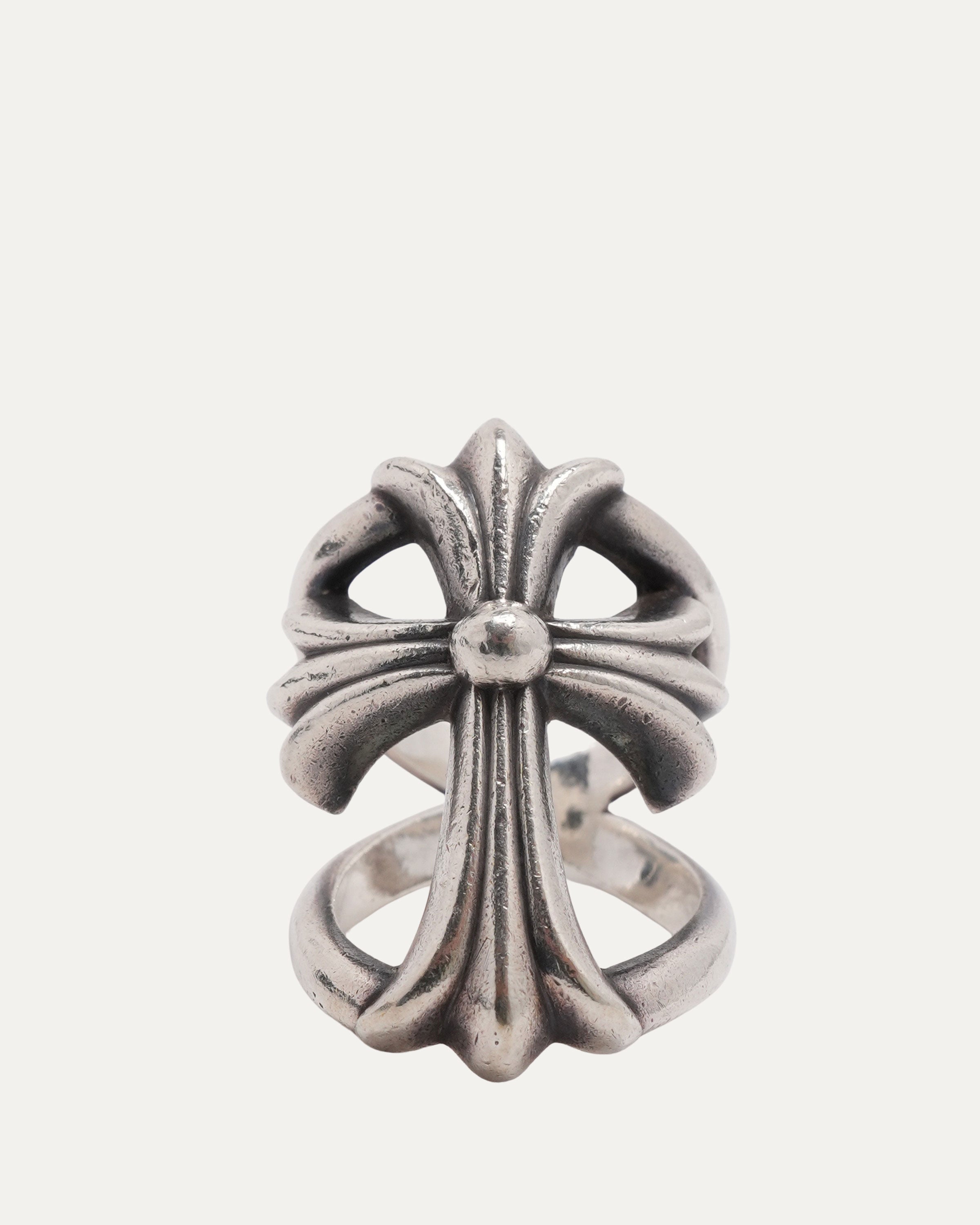 Chrome Hearts Infinity Ring – Justin Reed