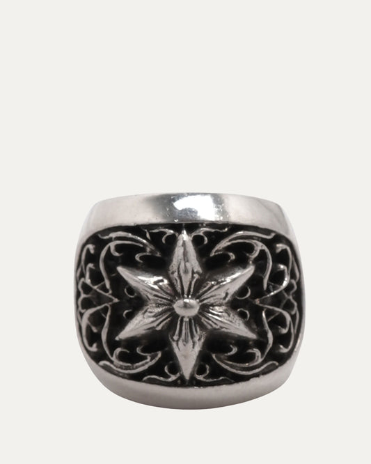 Oval Star Ring