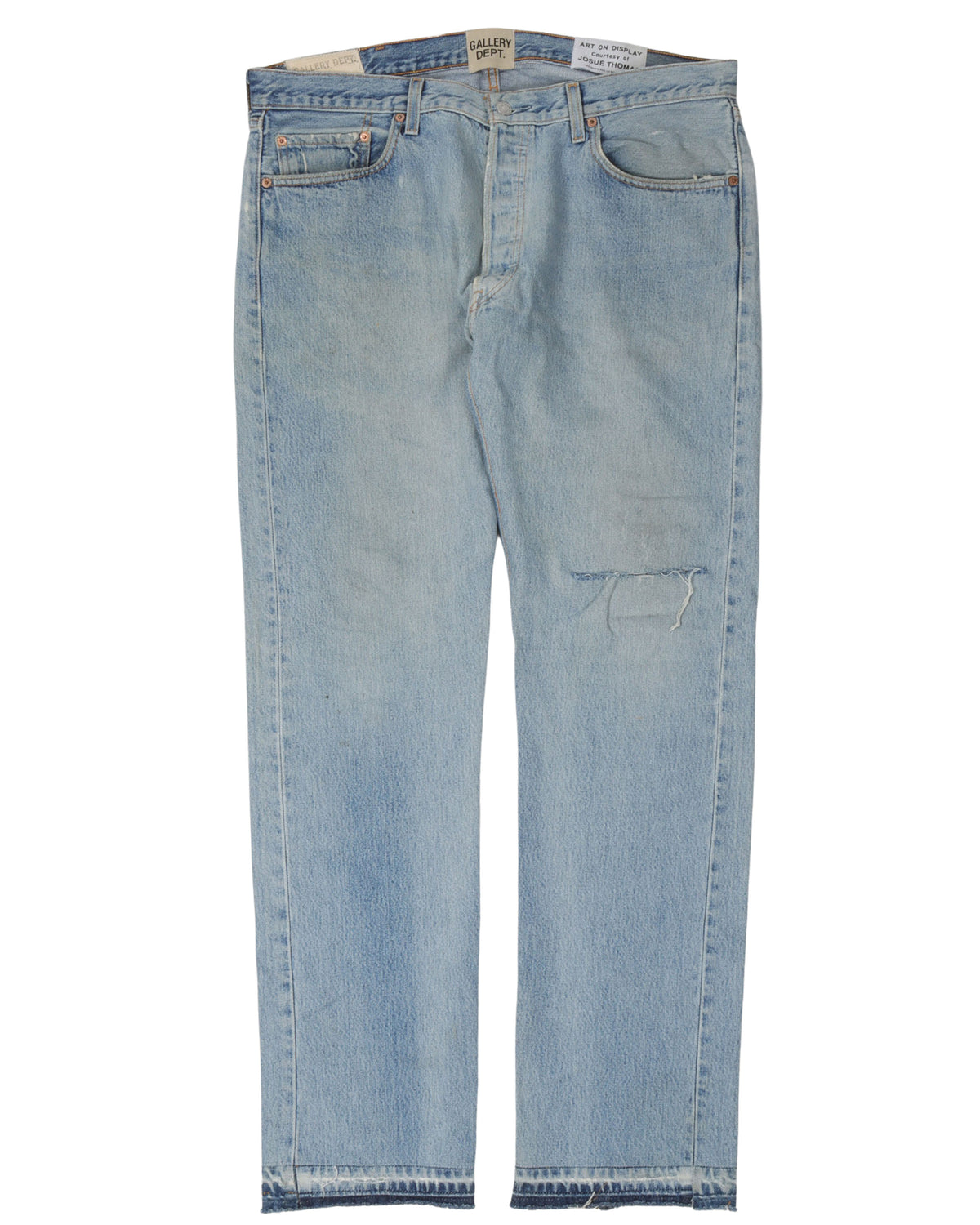 5001 Distressed Jeans