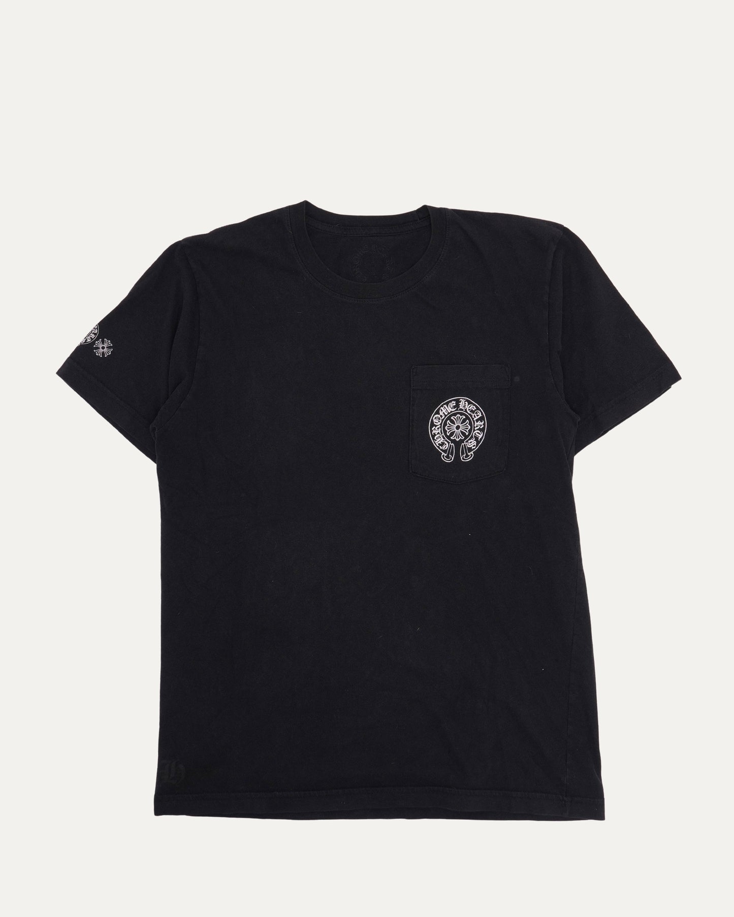 Gradient Horseshoe Logo Pocket T-Shirt