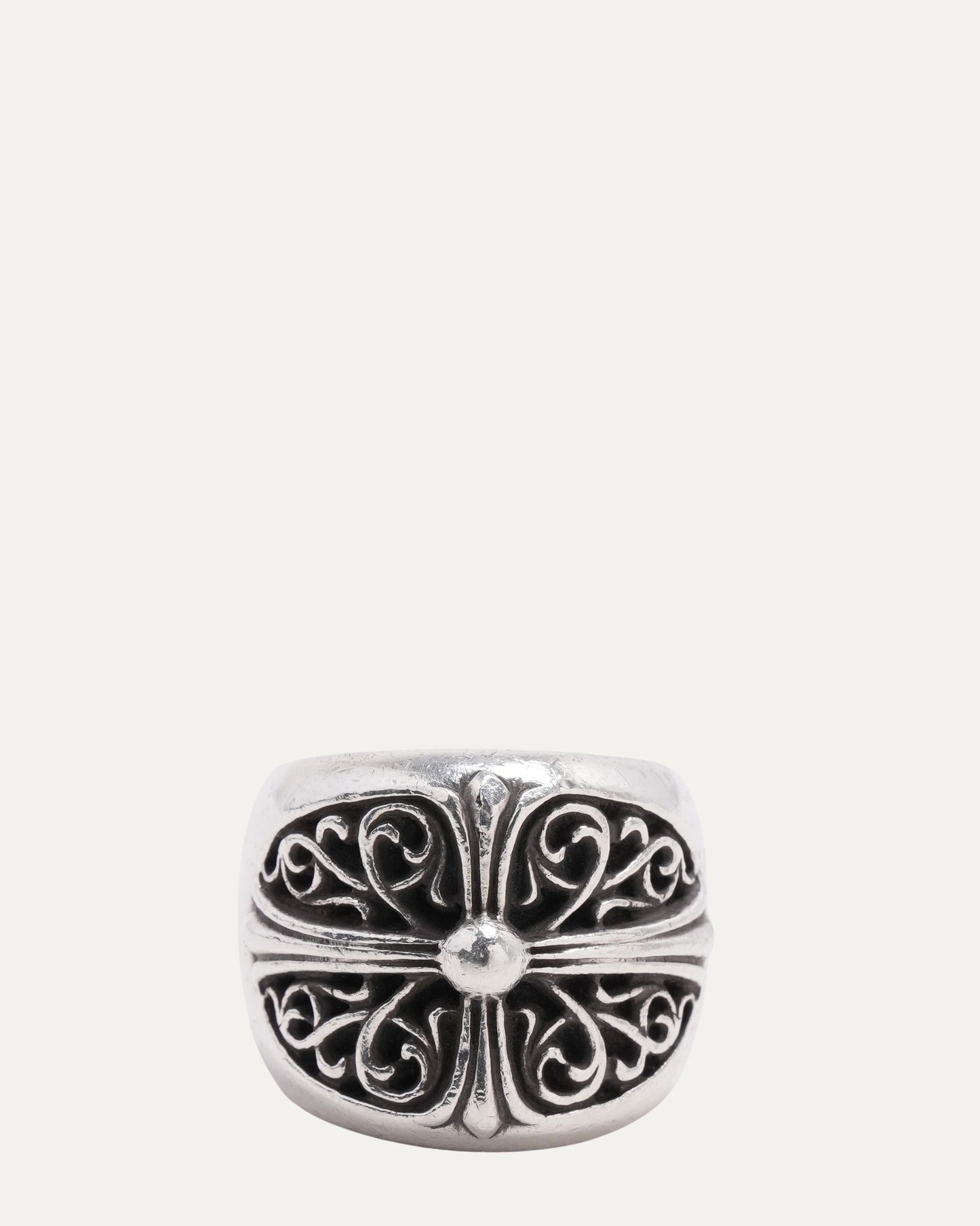 Large Oval Cross Ring