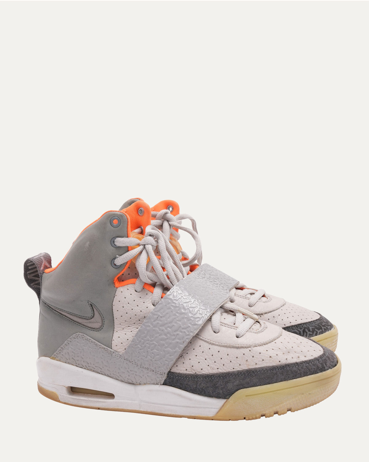 Air Yeezy 1 'Zen Grey' Promotional Sneaker
