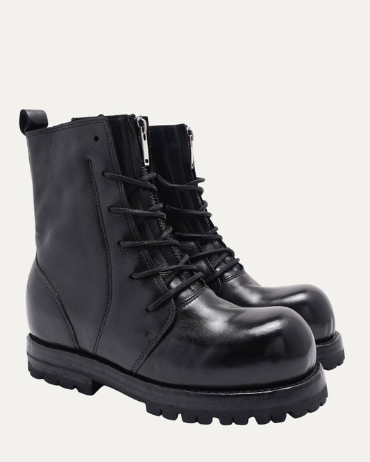 Moan Boot