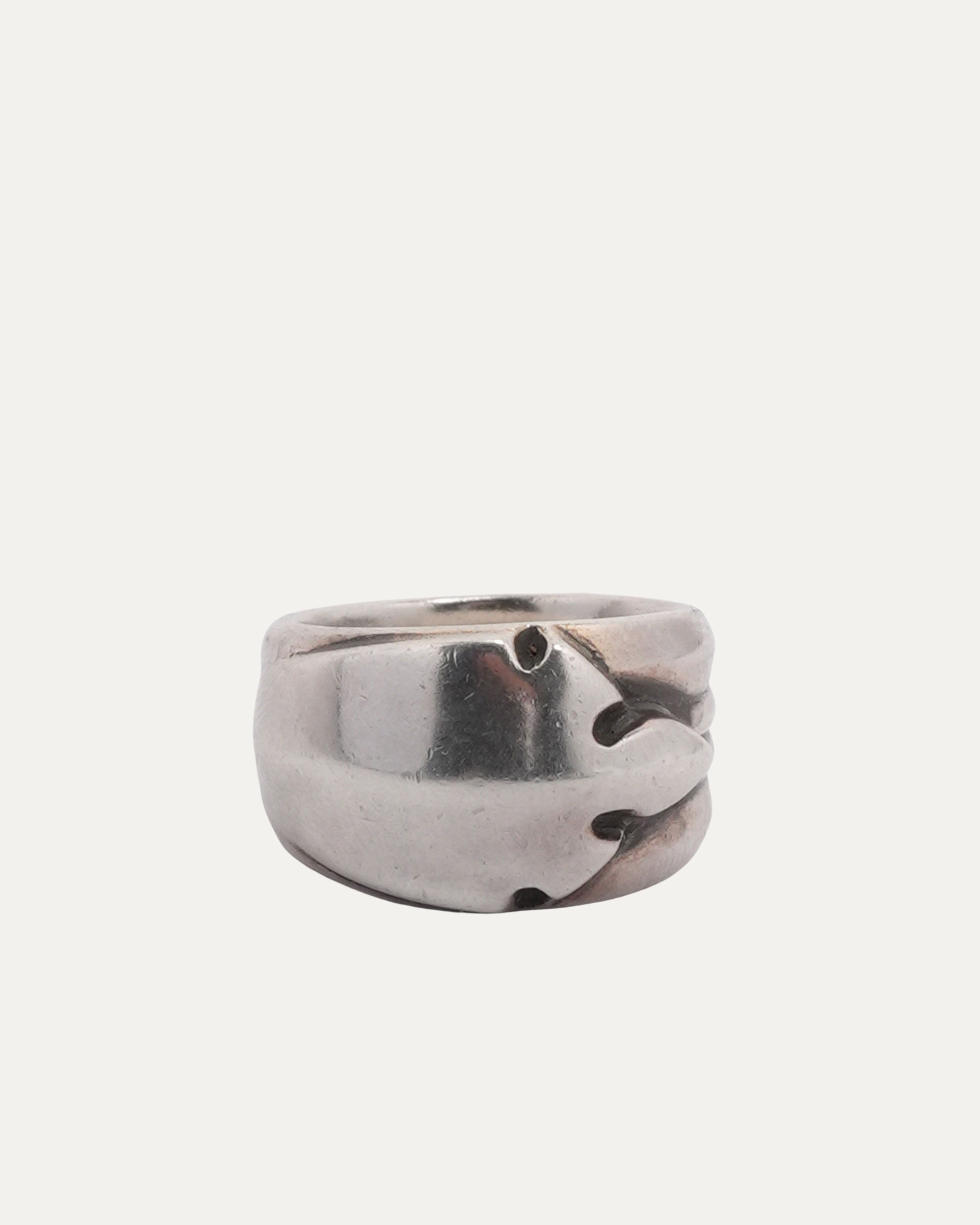 Chrome Hearts Fleur Ring – Justin Reed