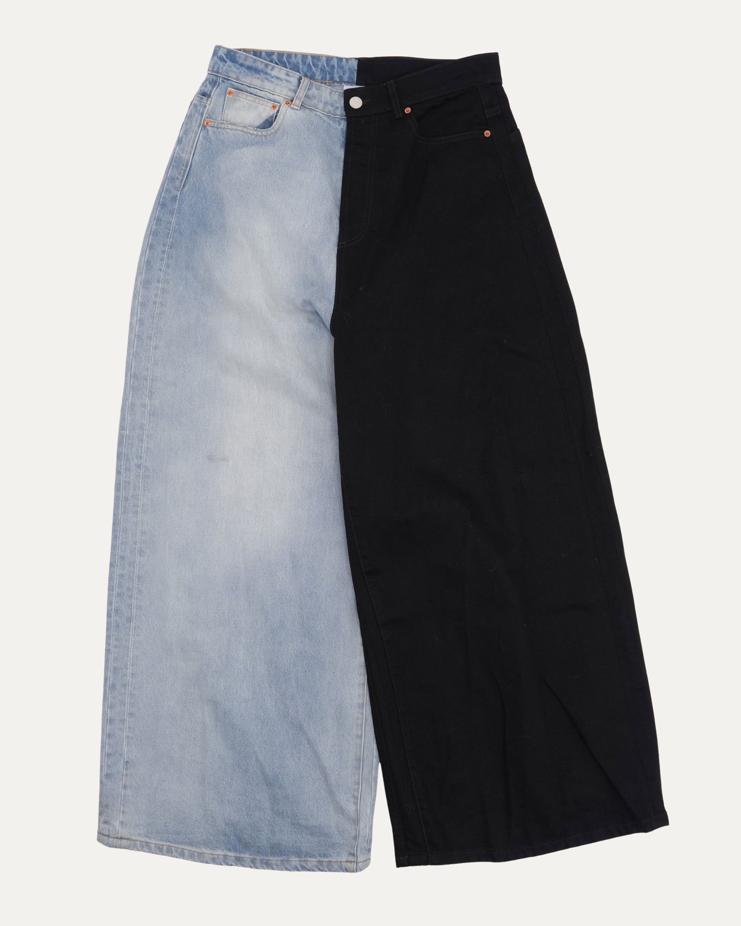 Split Deconstructed Big Shape Jeans