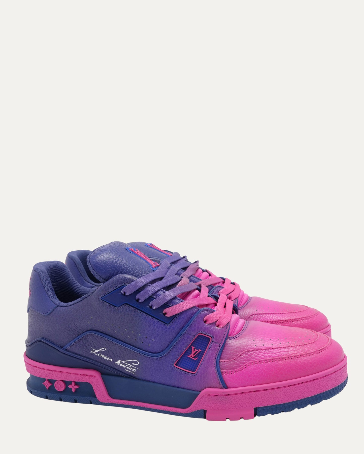 Ombre LV Trainer