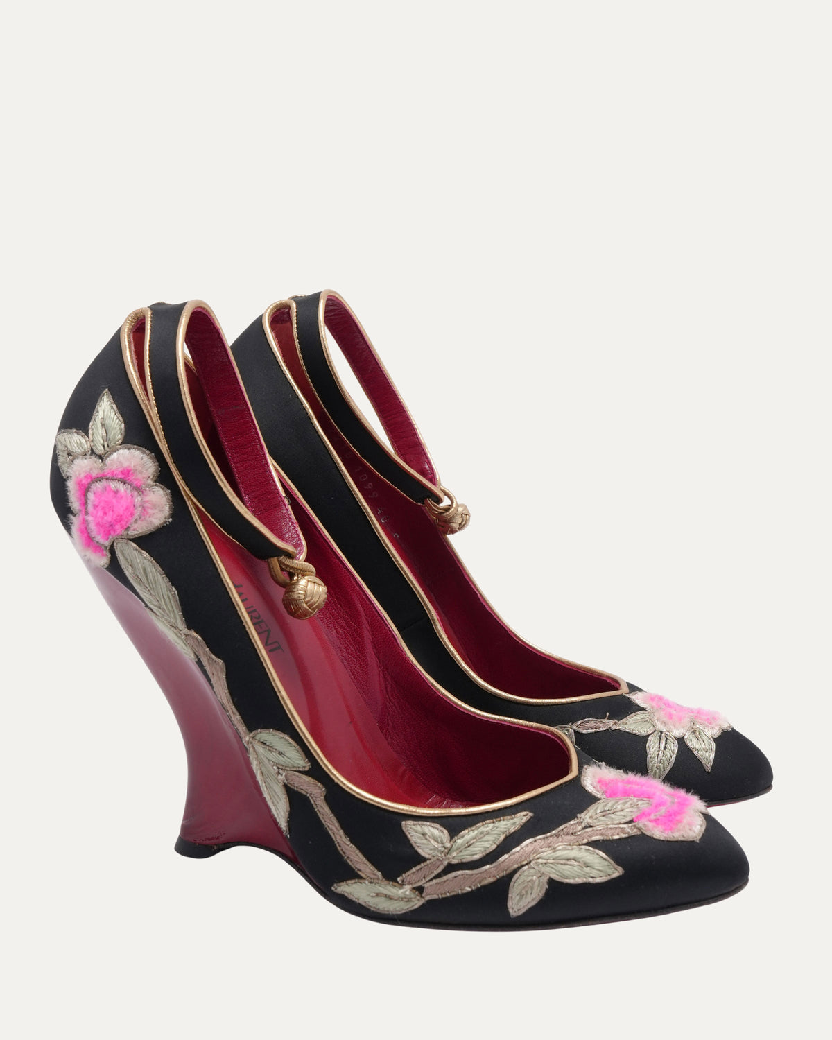 Tom Ford Era FW 2004 Embroidered Chinoiserie Heels