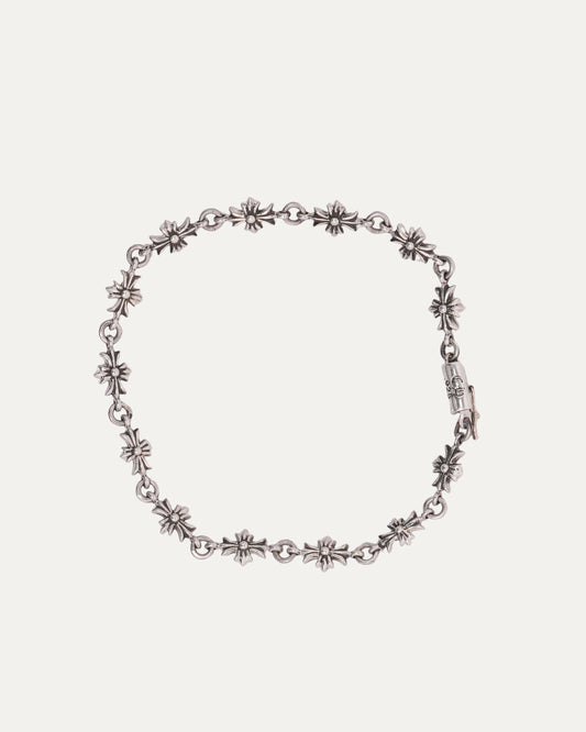 Tiny E Bracelet