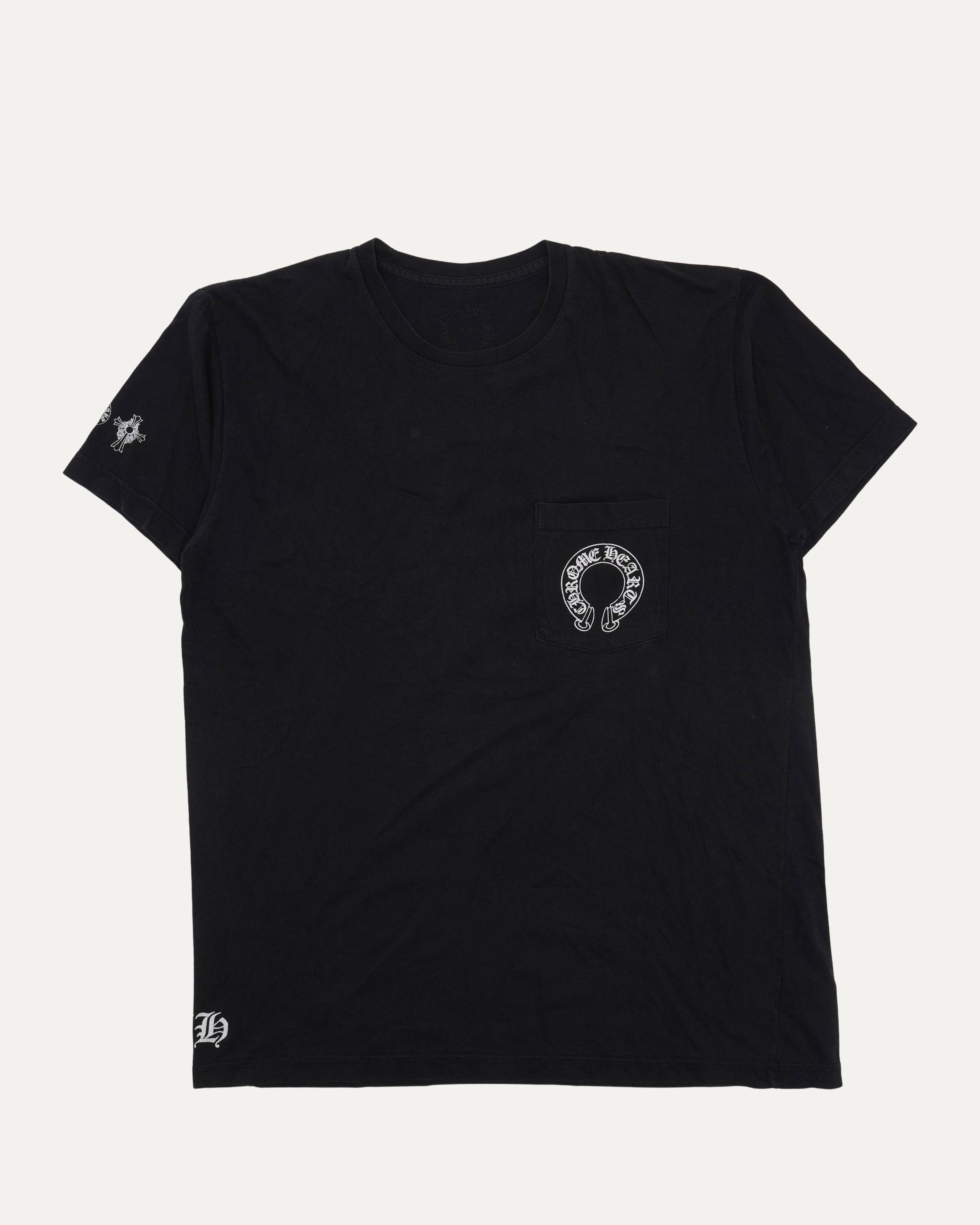 CHROME HEARTS Horse Shoe Pocket TeeChrome Hearts Horseshoe Logo