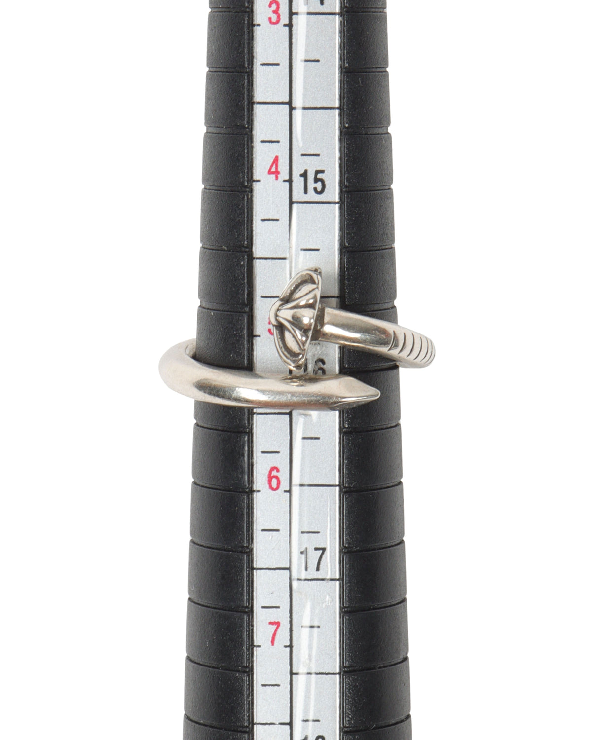 Nail Ring