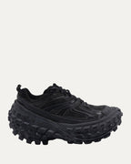 Defender Sneaker