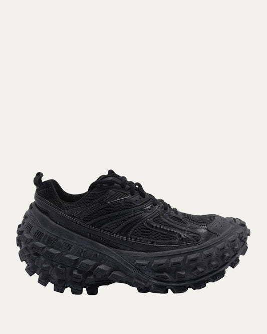 Defender Sneaker