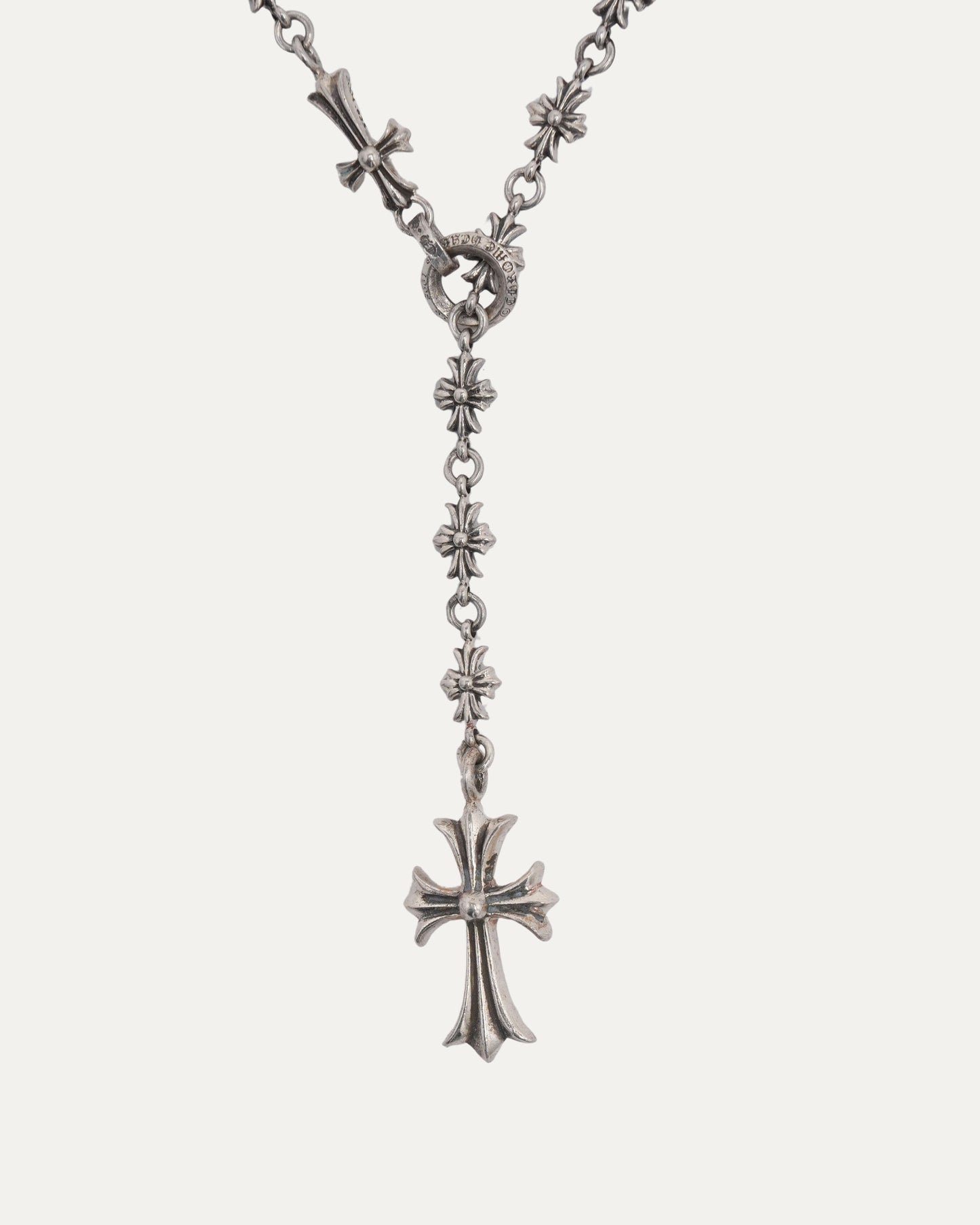 Tiny E Choke Chain Necklace
