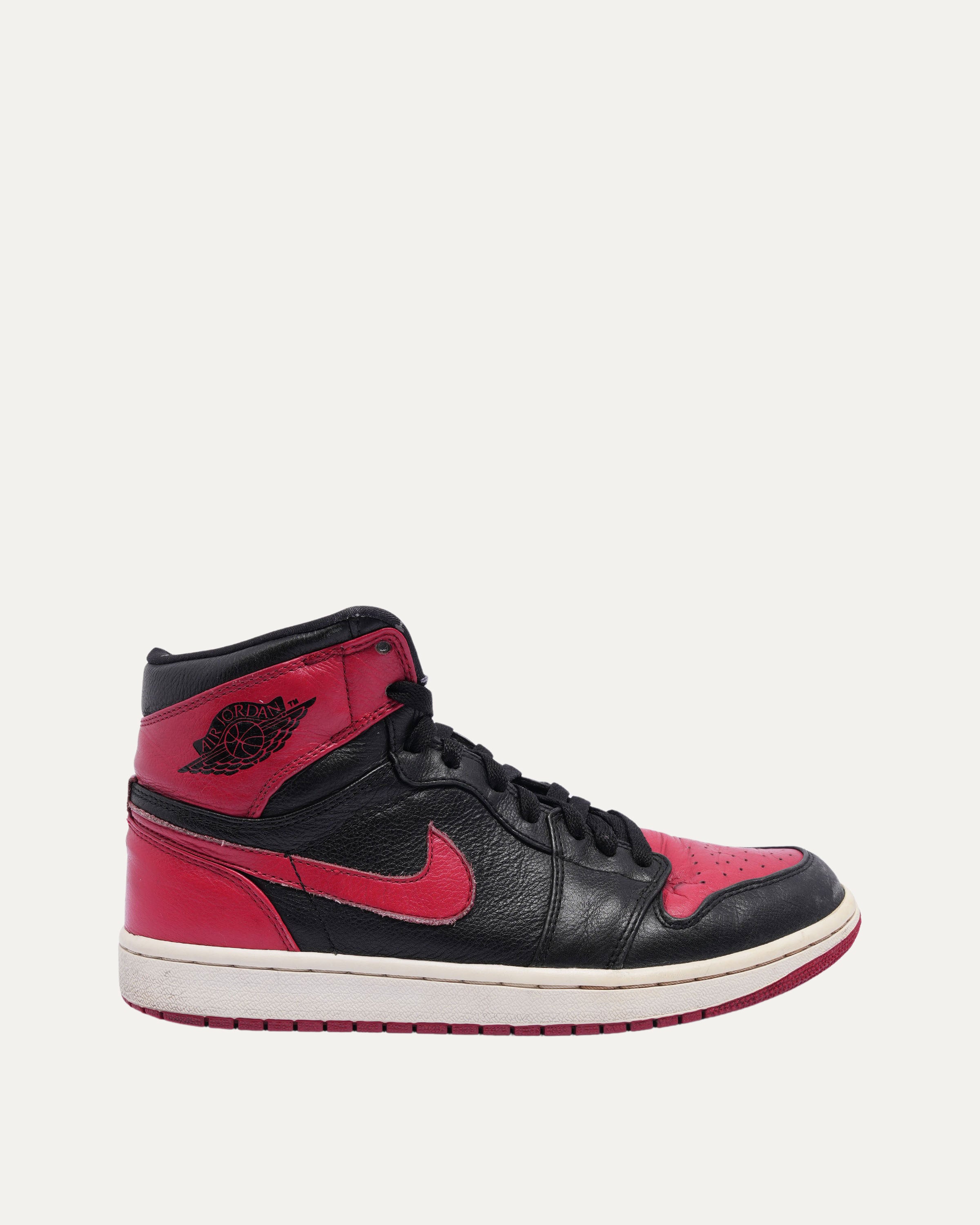 Air Jordan 1 Banned (2011)