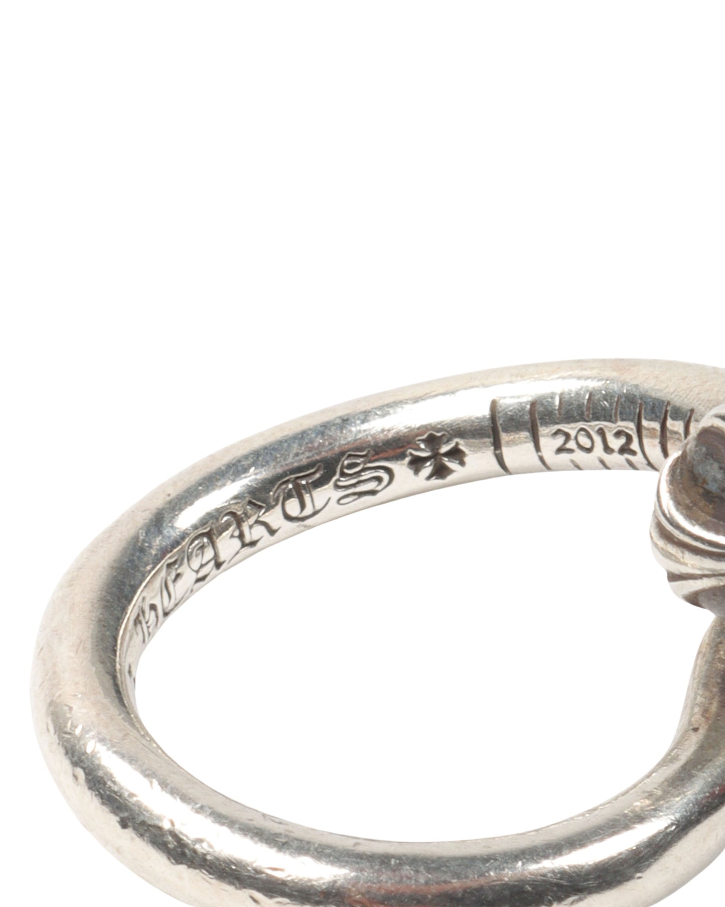 Nail Ring