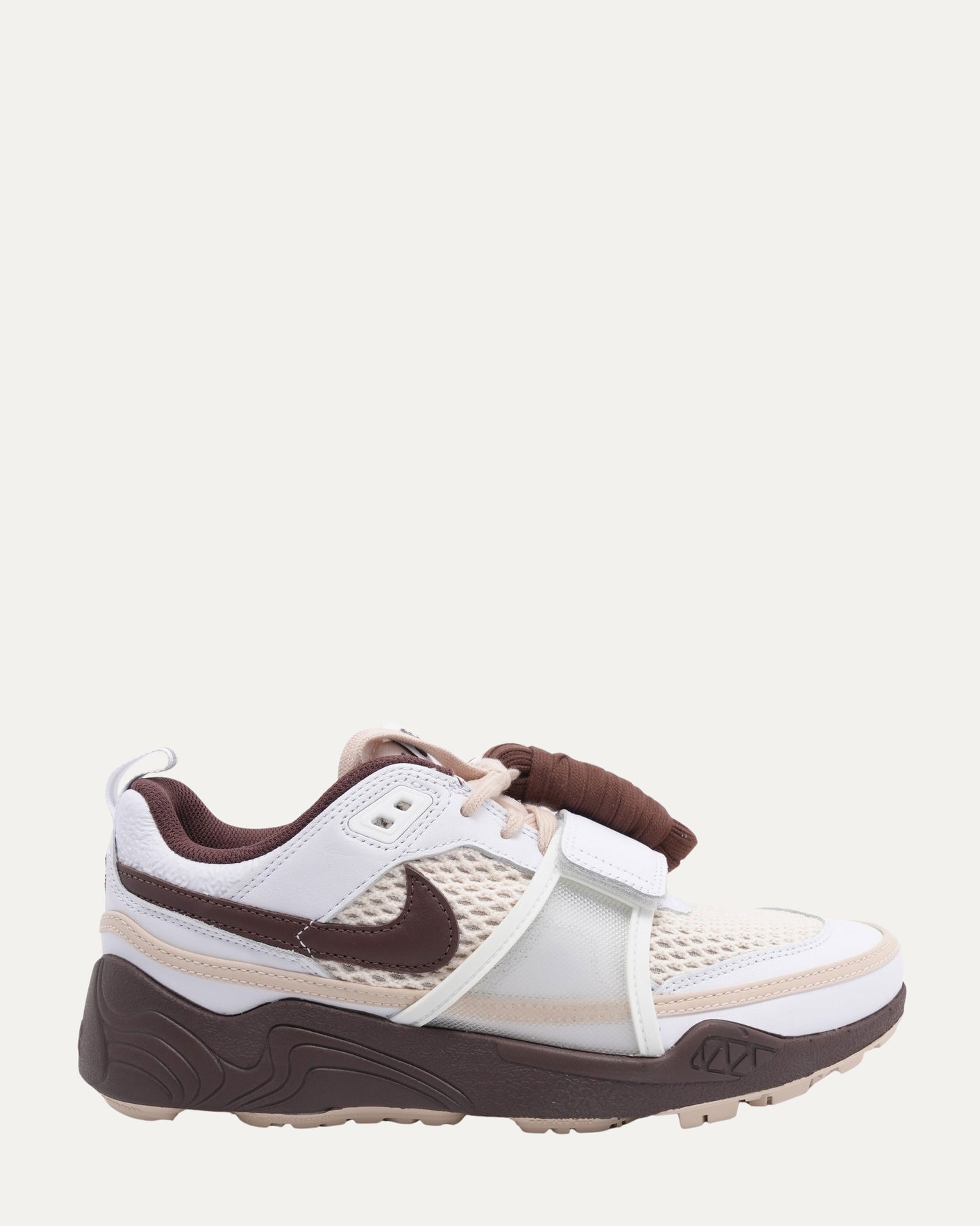 Travis Scott Zoom Field Jaxx