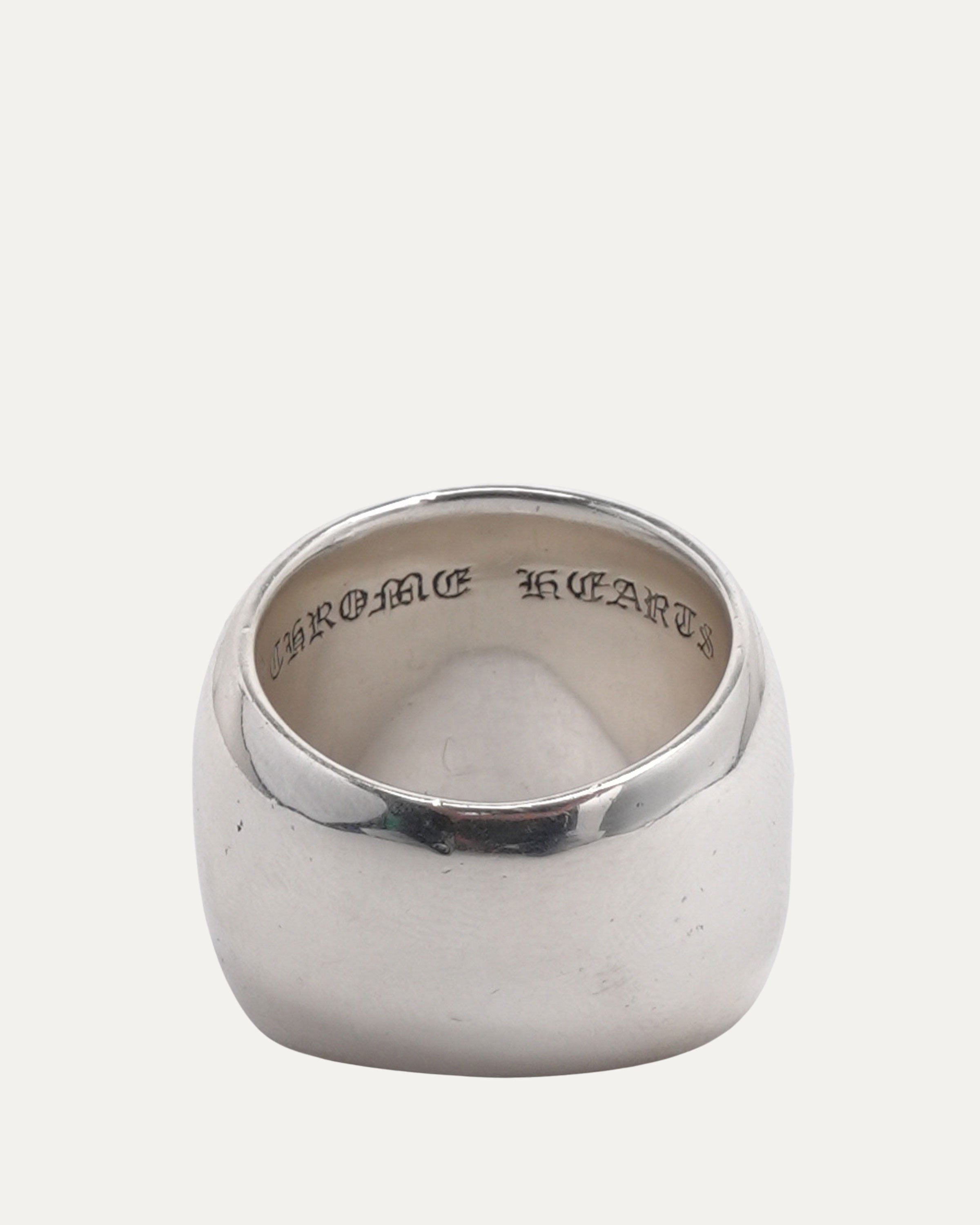 Chrome Hearts Oval Cross Ring – Justin Reed