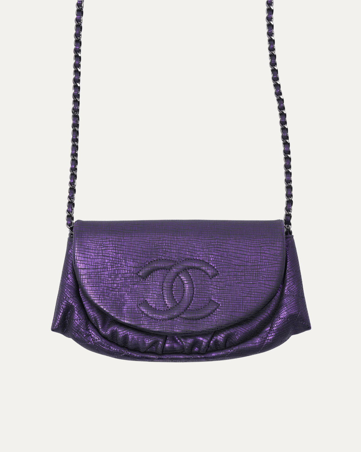 Half Moon Wallet On Chain