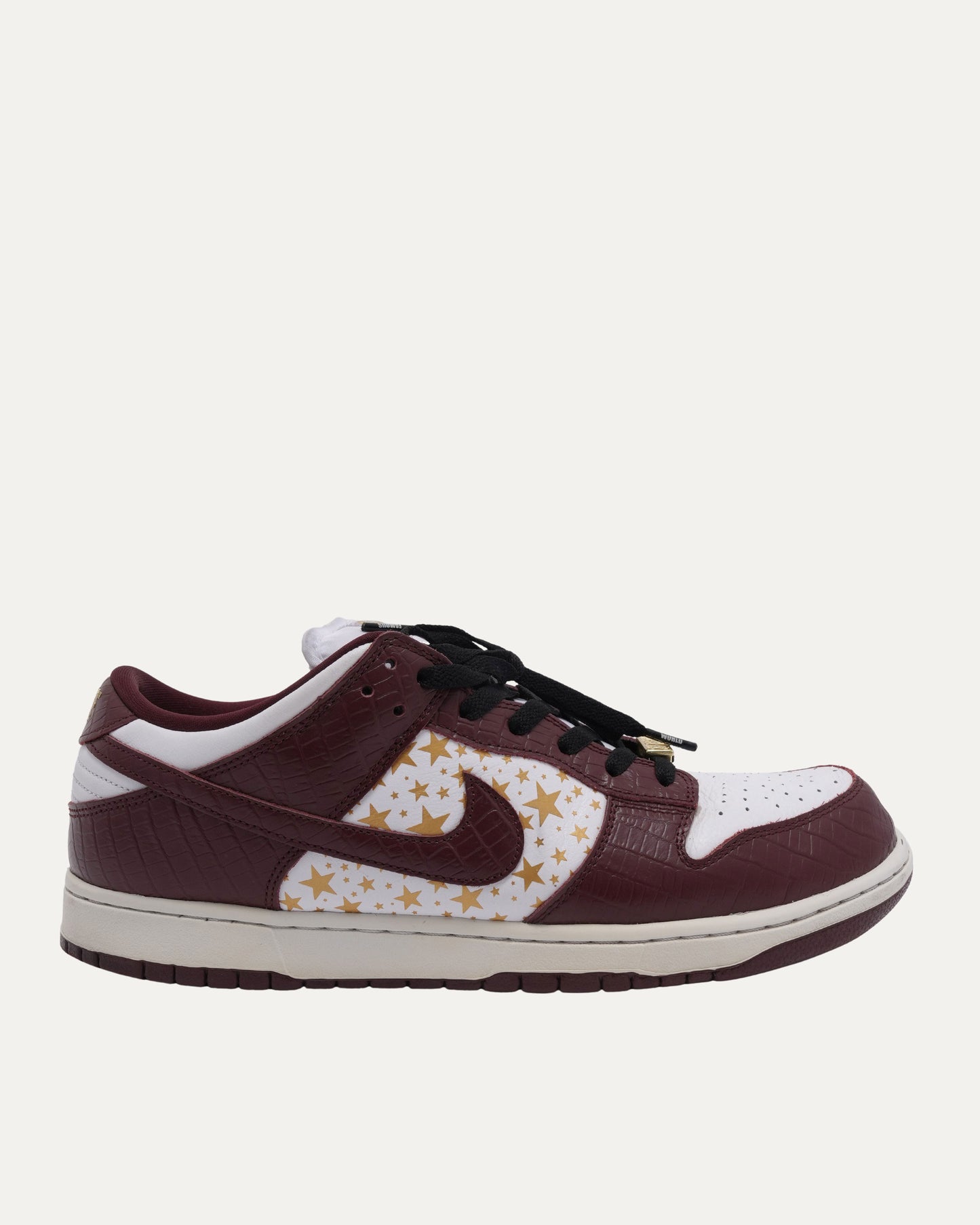 SB Dunk Low Supreme Stars