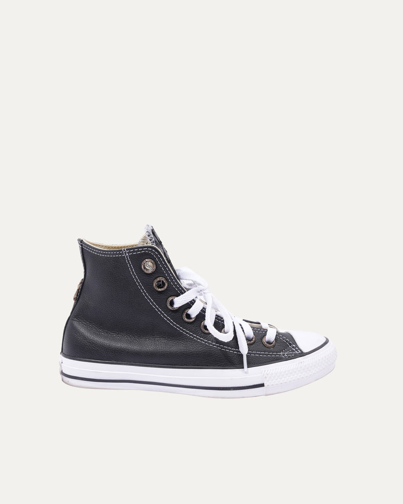 Cross Patch Converse Chuck Taylor