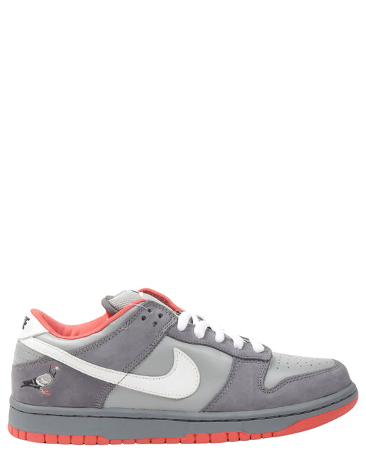 SB Dunk Low 'Pigeon' Friend & Family