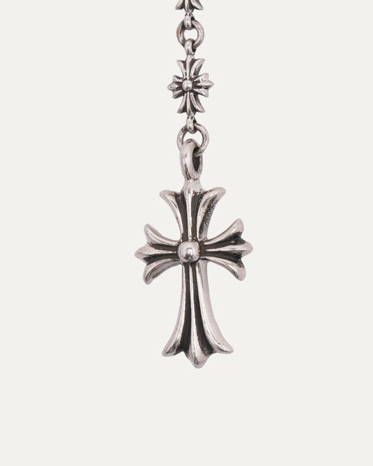 Tiny E Choke Chain Necklace
