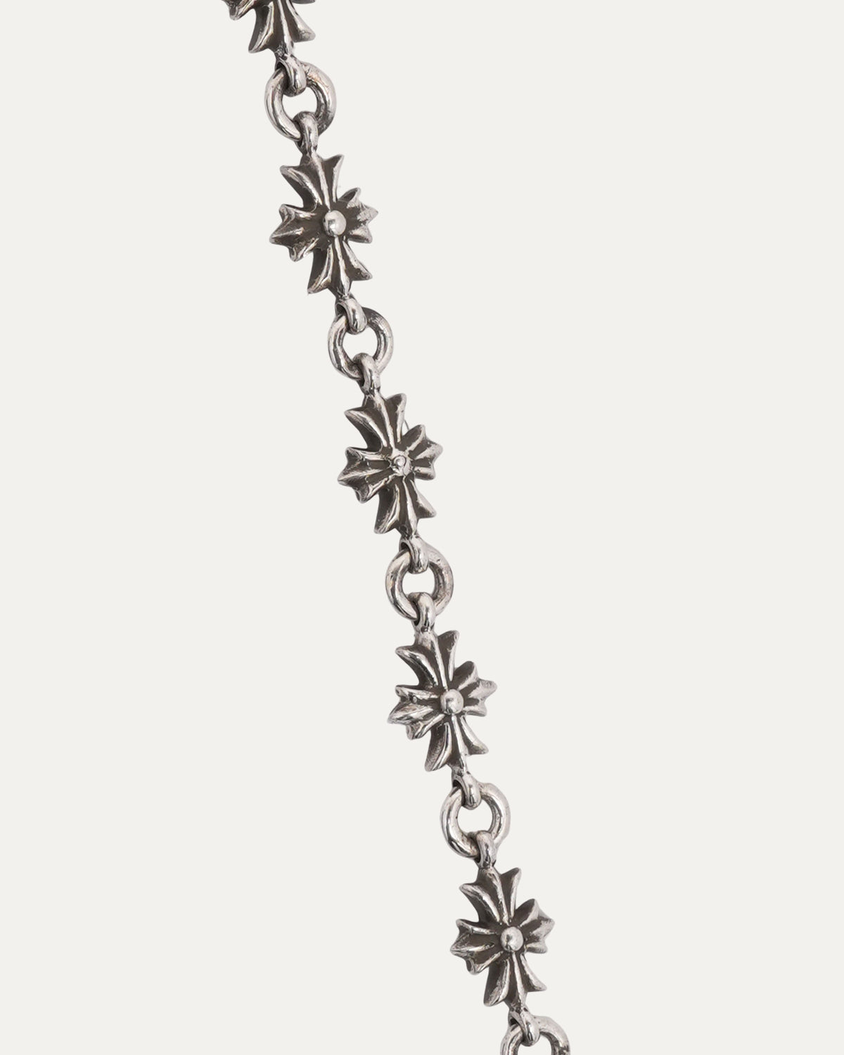 Tiny E Necklace