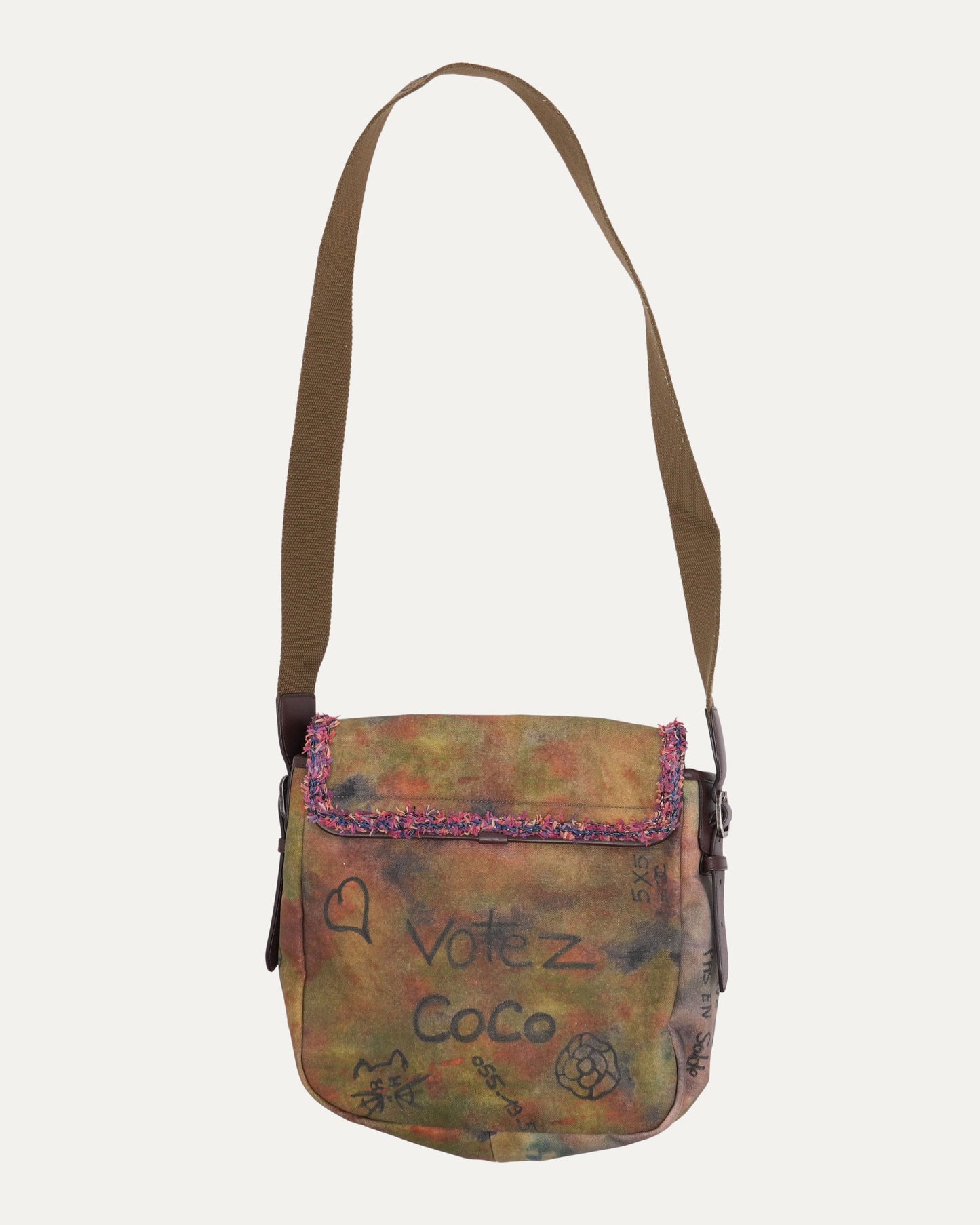 Washed Toile Graffiti On The Pavements Small Messenger Bag