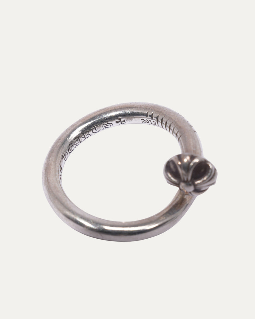 Nail Ring