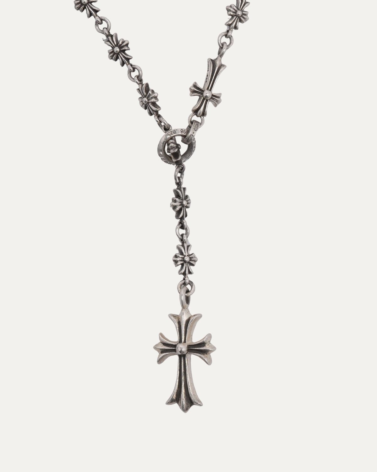 Tiny E Choke Chain Necklace