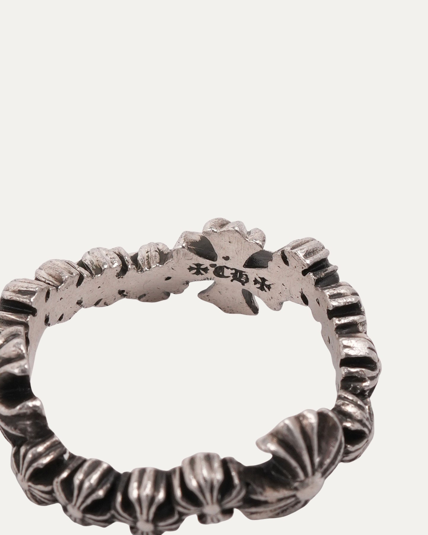 Plus Cross Wave Ring