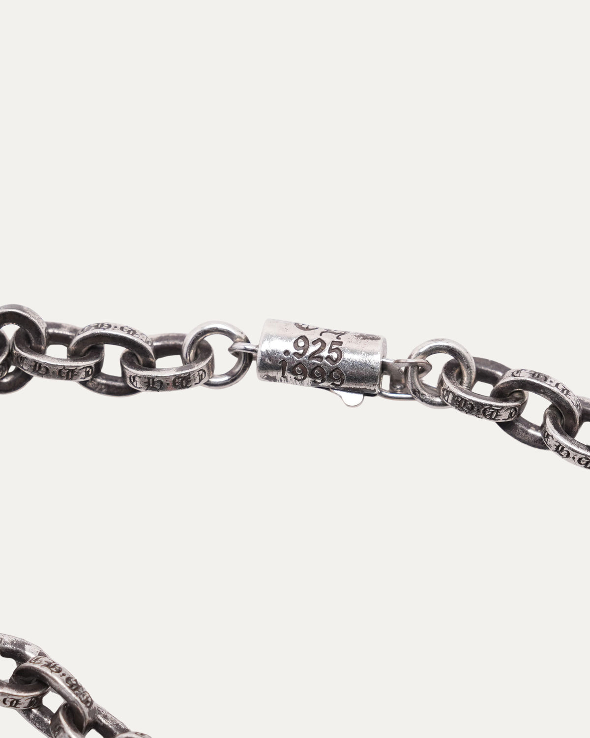 Paper Chain Bracelet