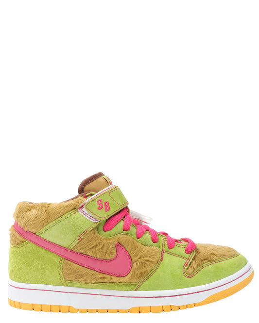 SB Dunk Mid 'Mama Bear'