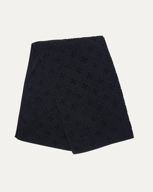 Plus Cross Jacquard Towel