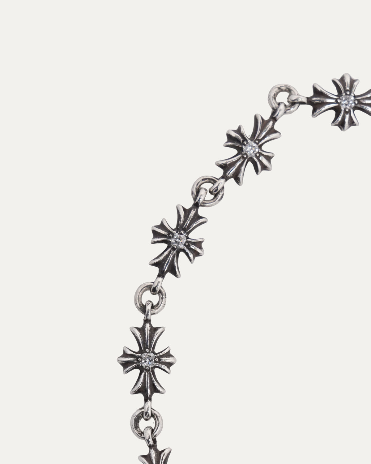 Diamond Tiny E Bracelet