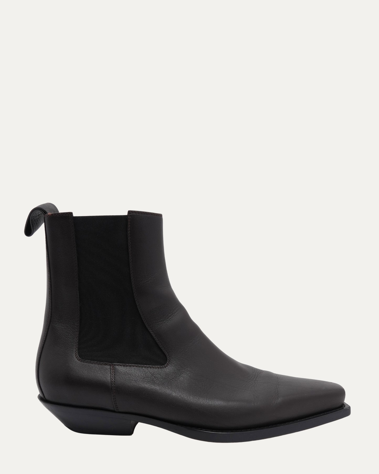 The Lean Chelsea Boots