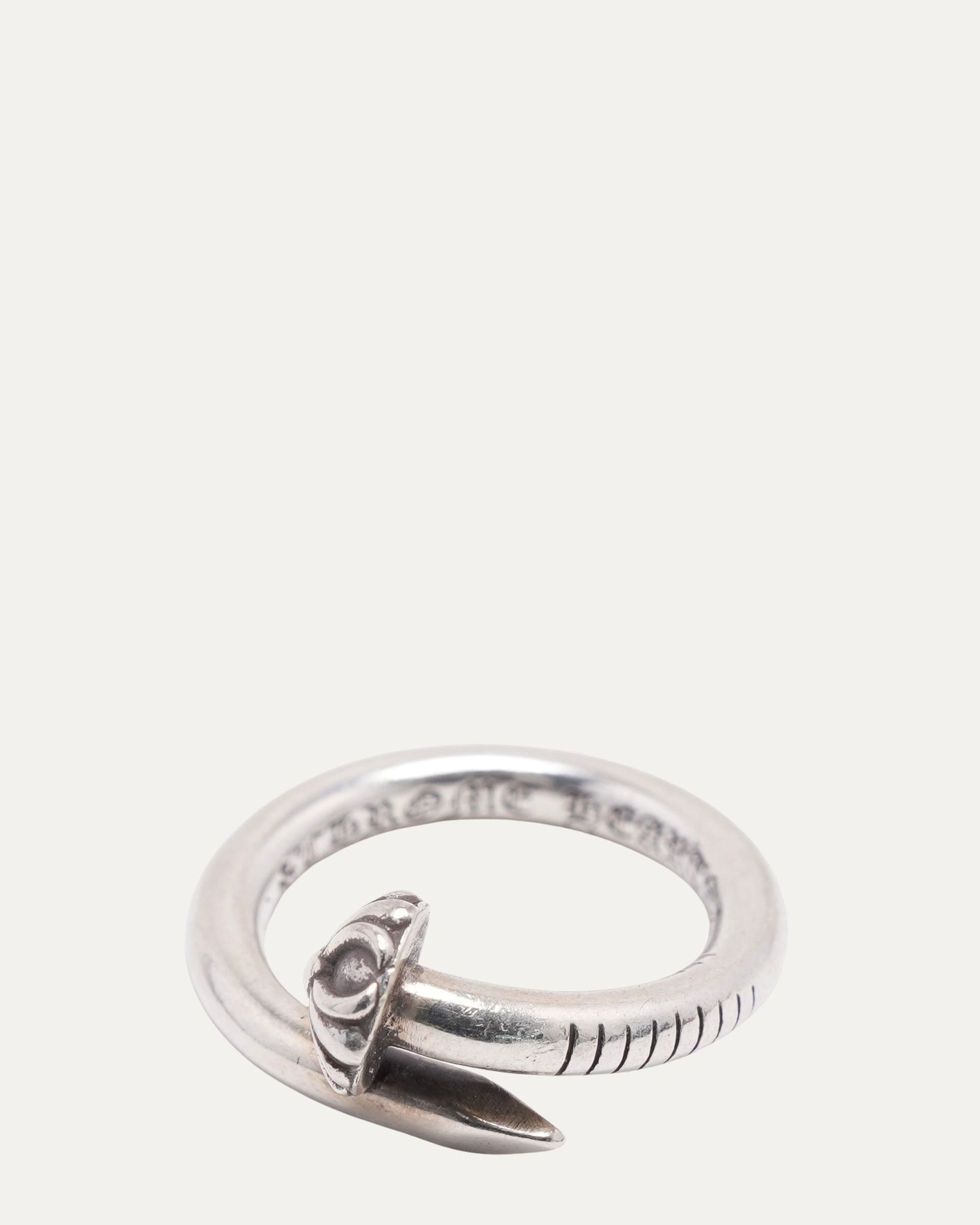 Nail Ring