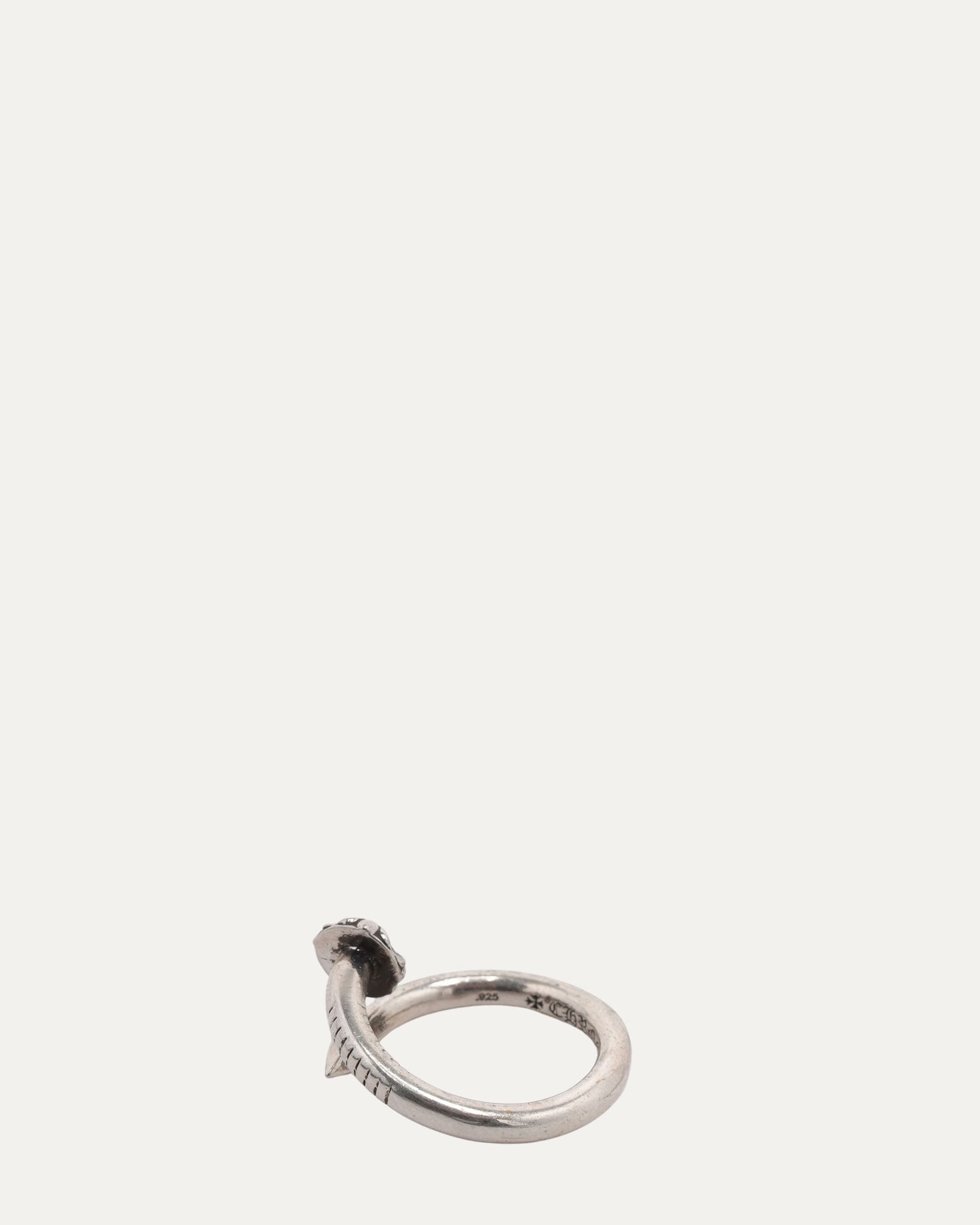 Nail Ring