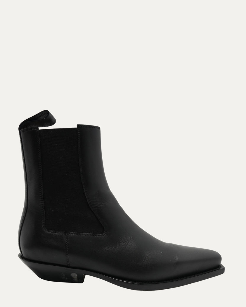 Pointed Toe Chelsea Boots