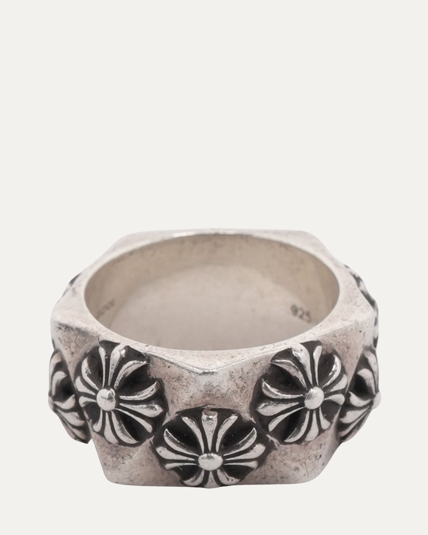 Pentagon Plus Cross Ring