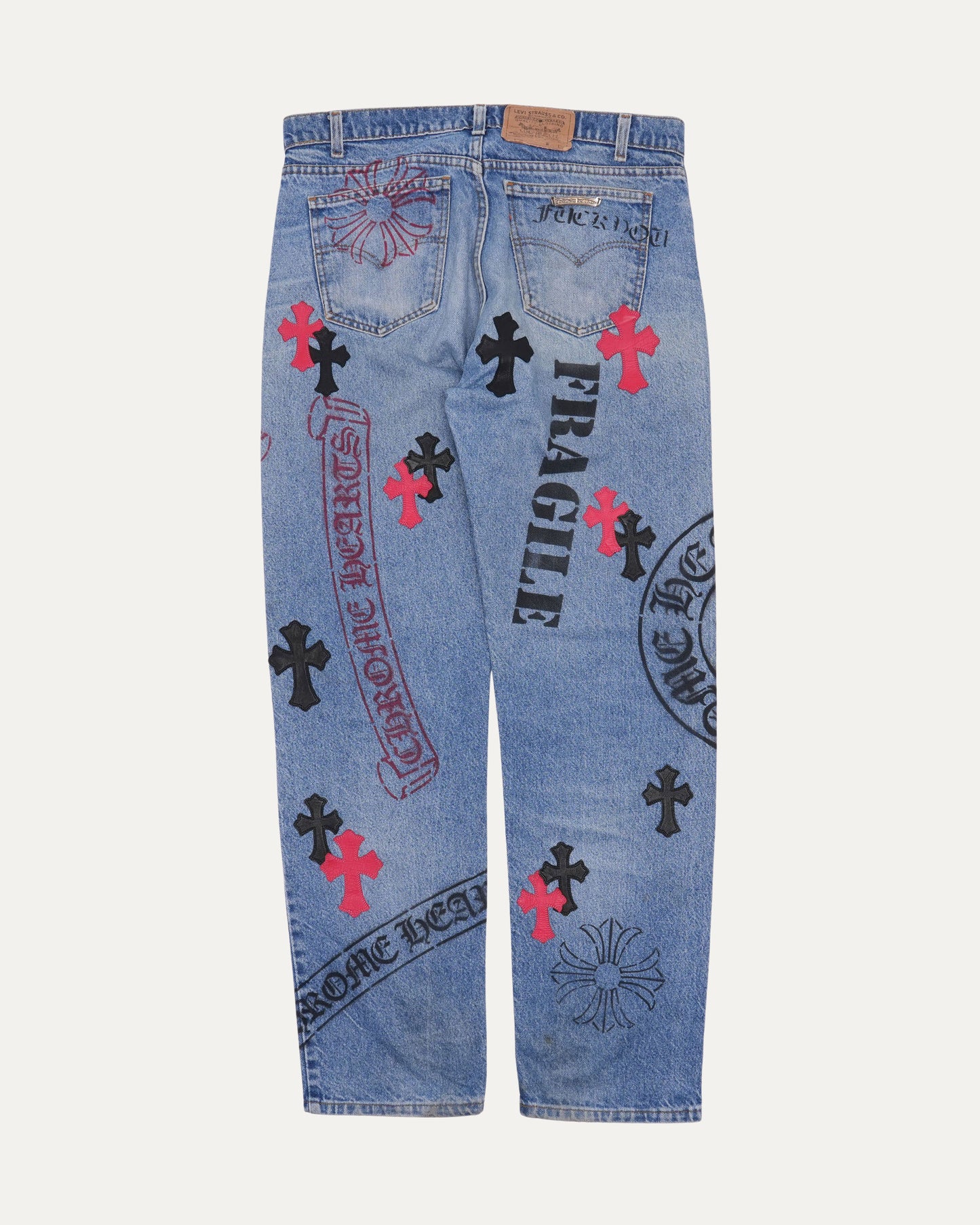 Stencil Cross Patch Levi's Jeans