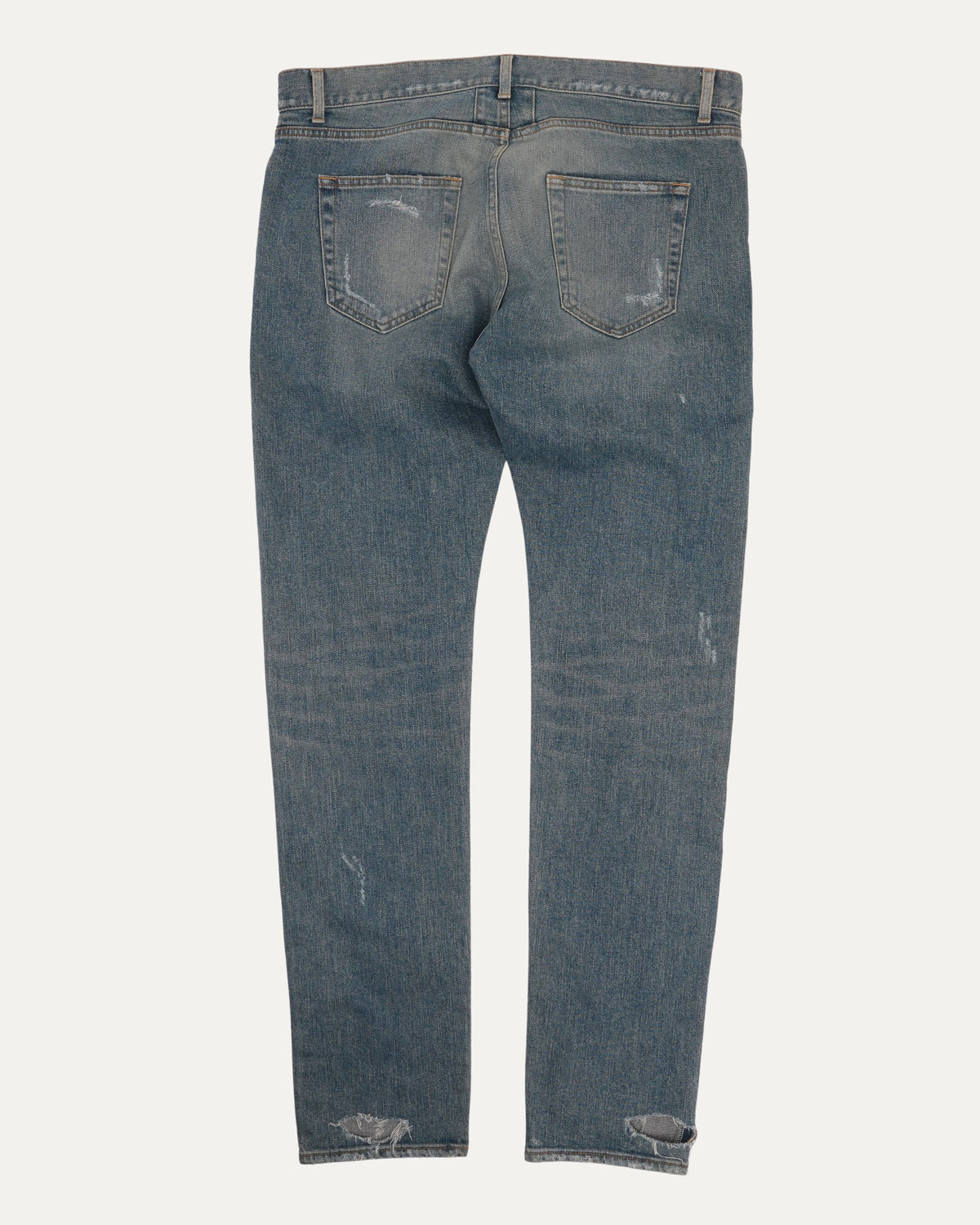 Distressed D02 Jeans