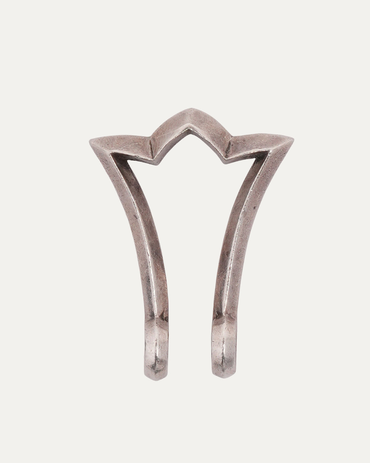 Catch Crosstail Pendant