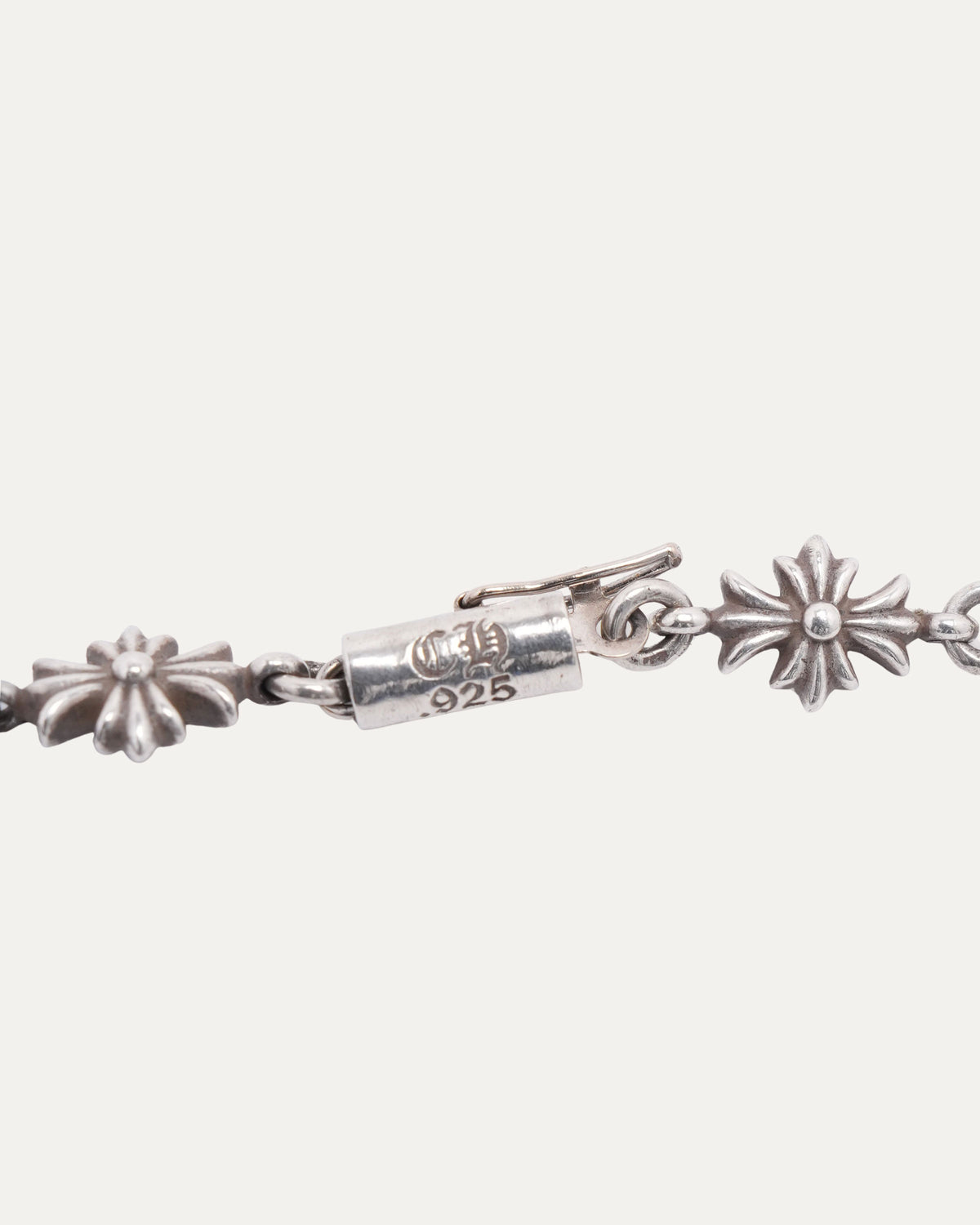 Tiny E Necklace